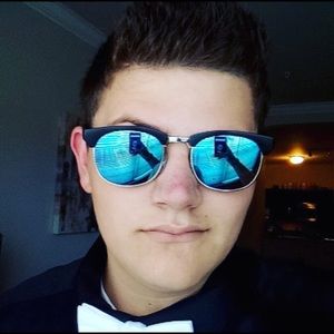 Meet your Posher, Jacob